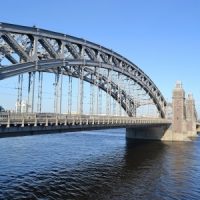 ロシアの川と橋