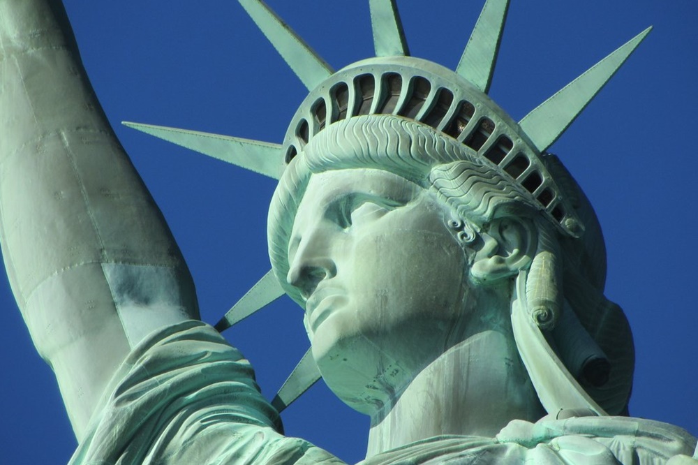 自由の女神像は、フランスからアメリカへの贈り物（前編）