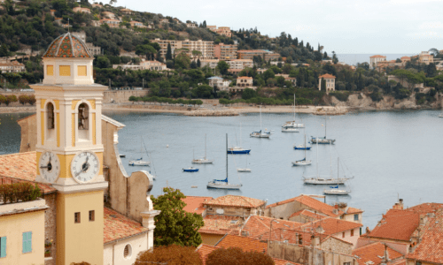 古っぽいフレンチリビエラ